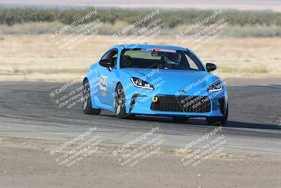 media/Sep-15-2024-Speed Ventures (Sun) [[7a54f7ed2f]]/86 Group/Session 1 (Outside Grapevine)/